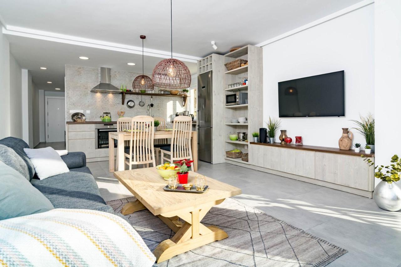 Beachclose Center By Costarentals - M28 Apartment Marbella